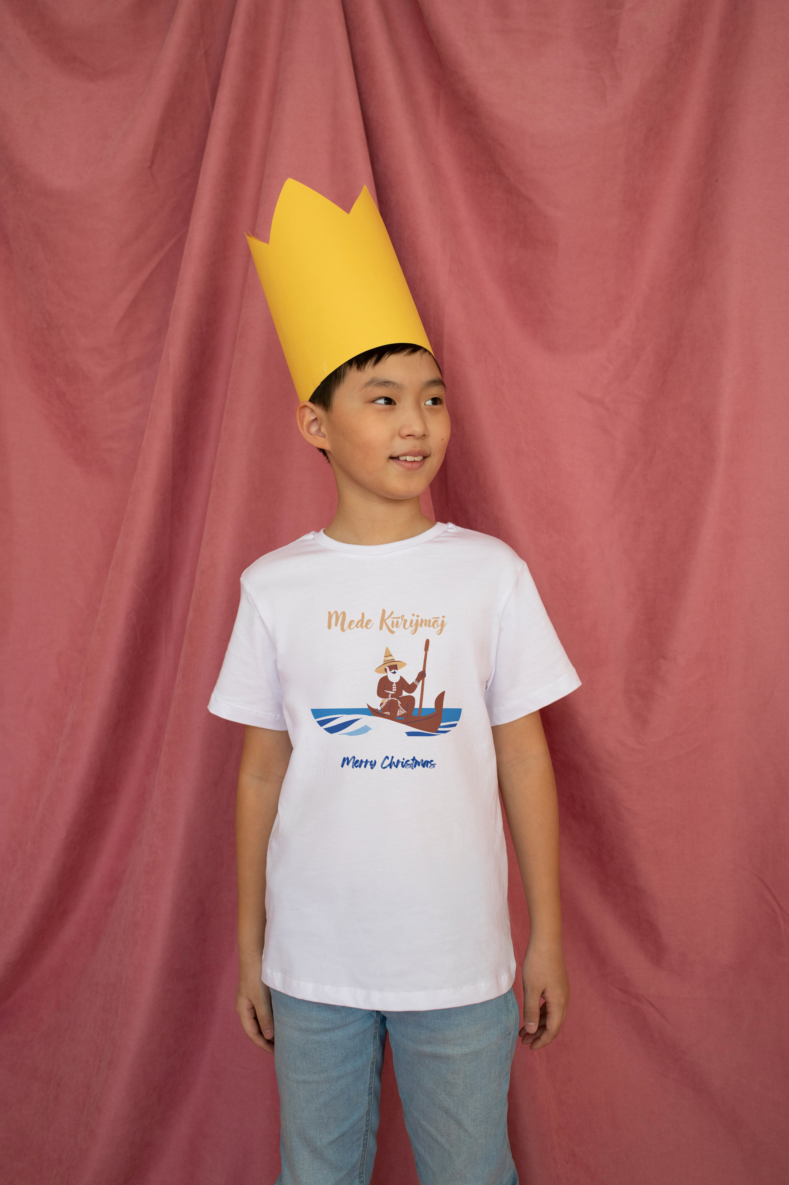 Kids T-Shirt Santa on Outrigger Tee