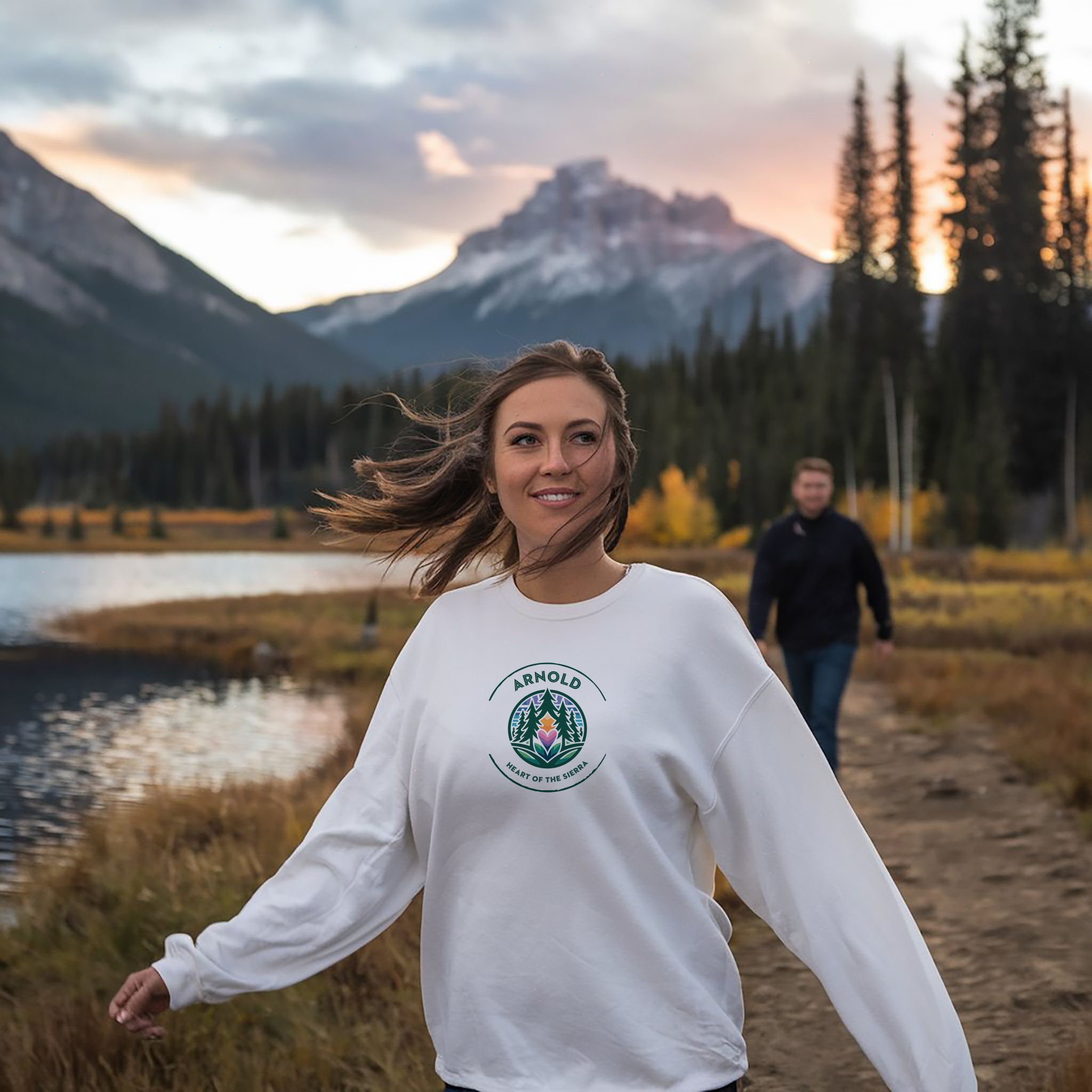 Celebrate Arnold California with Our Lightweight Crewneck Sweatshirt