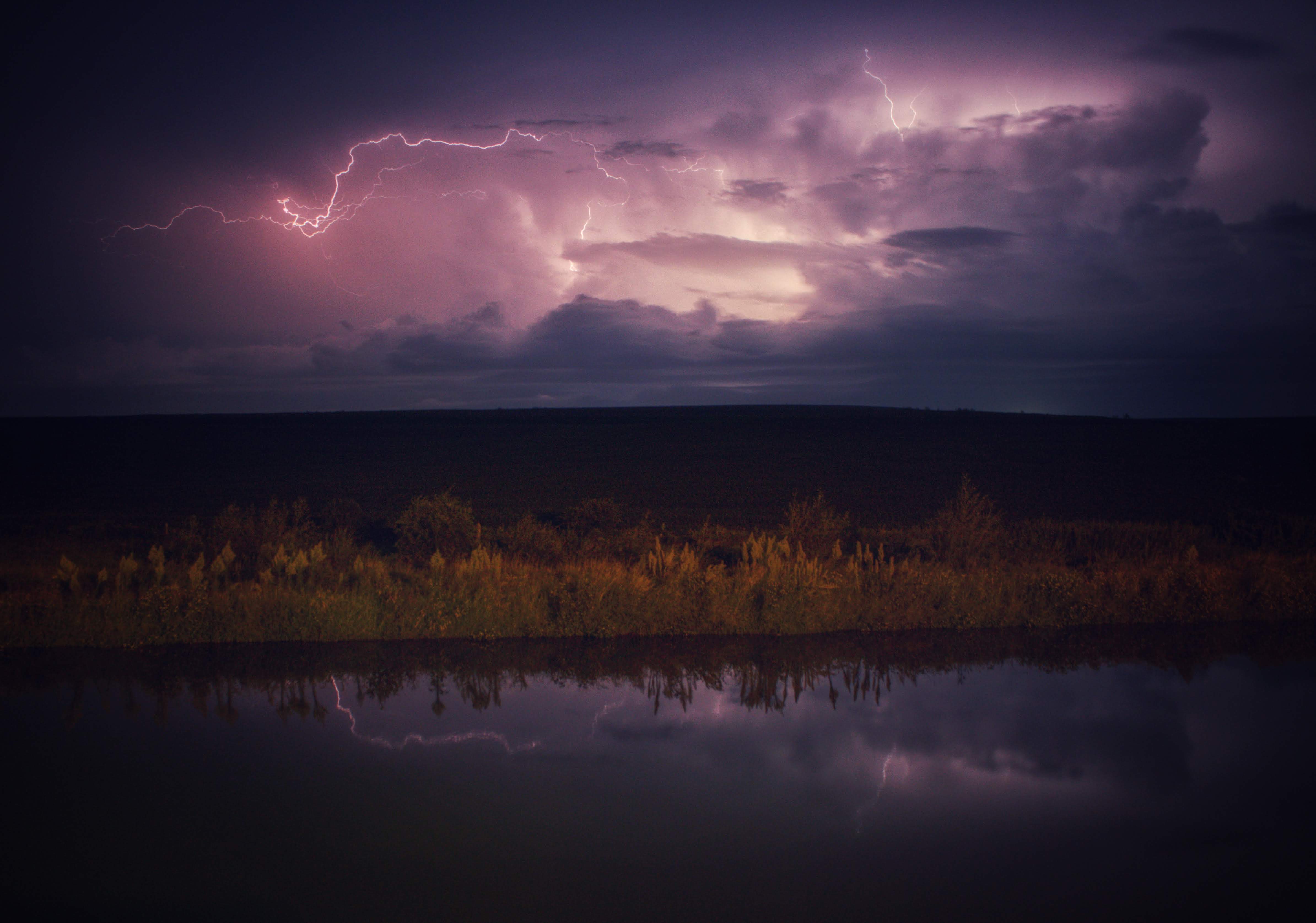 Stormy Night - Canvas Stormy Night - Canvas