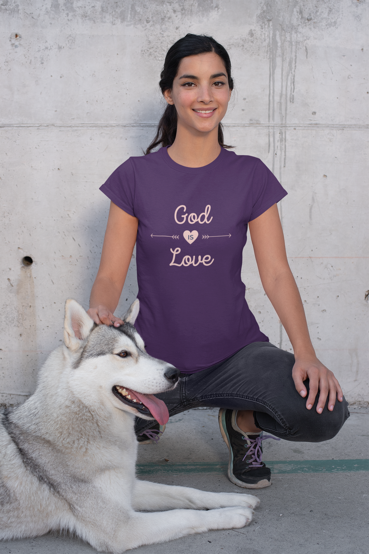 God is Love (Woman's soft style Tee) God is Love (Woman's soft style Tee)