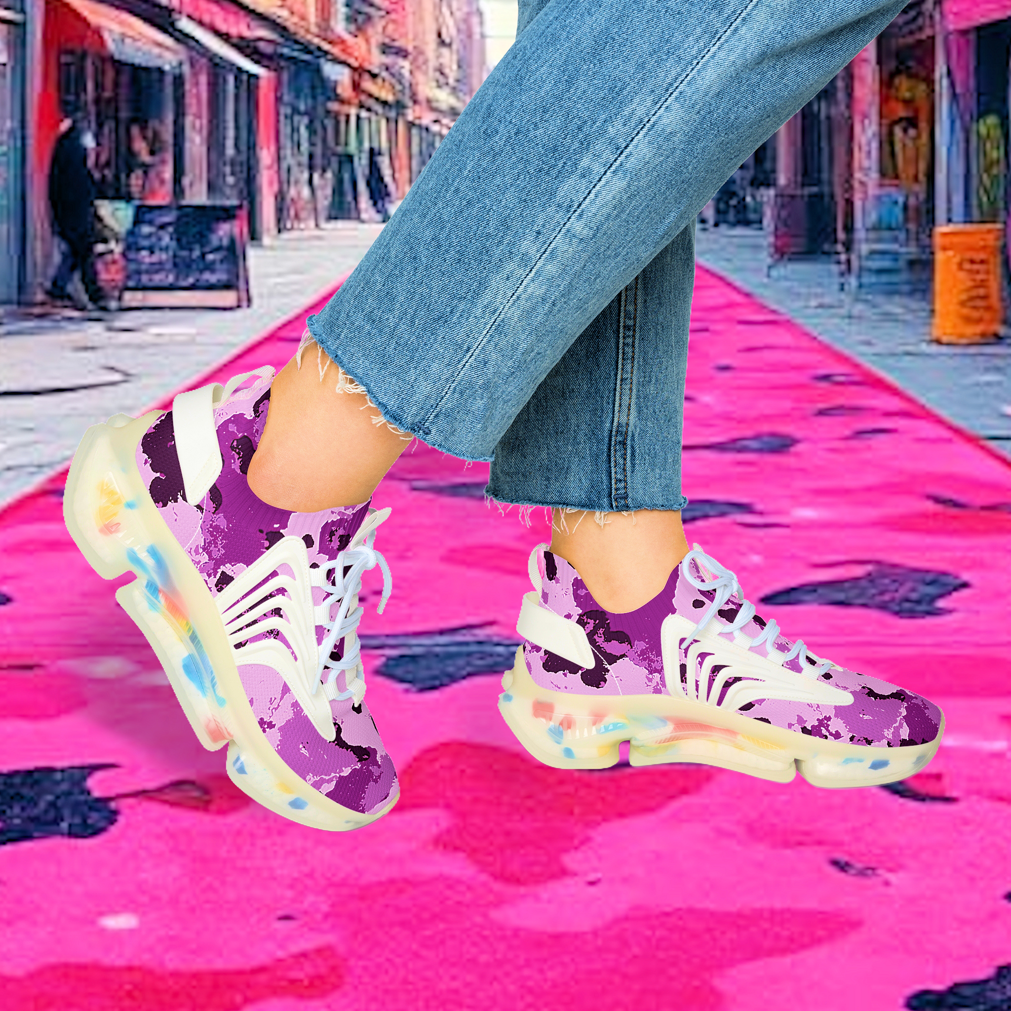 Battle Rouge - Women's Mesh Sneakers product thumbnail image Battle Rouge - Women's Mesh Sneakers product thumbnail image