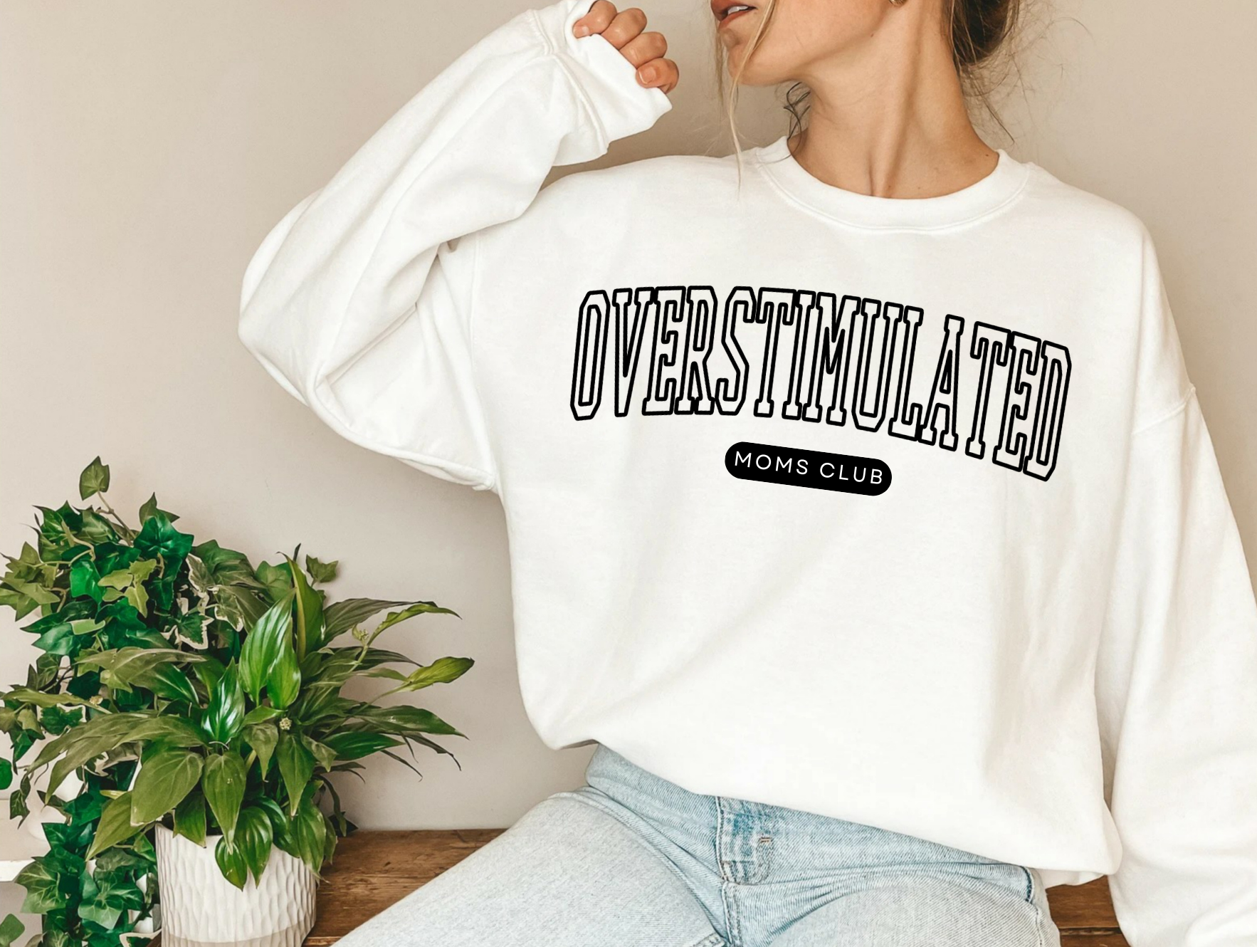 Overstimulated moms club T-shit design, mom life, trendy mom crewneck sweatshirt, gift for mom, mama sweatshirt