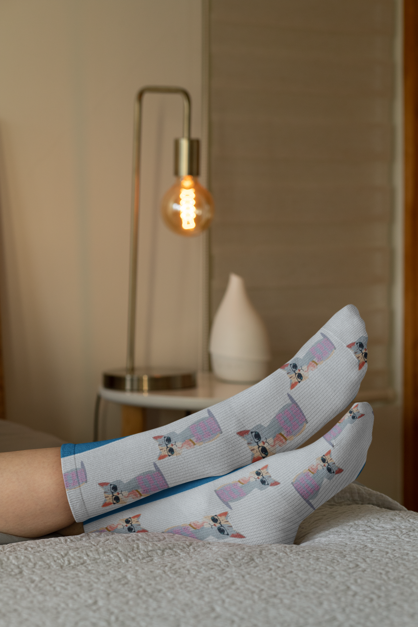 Charming Cat Pattern Socks - Cute Sublimation Crew Socks for Cat Lovers, Gifts for Pet Owners, Fun Accessories, Unique Sock Designs