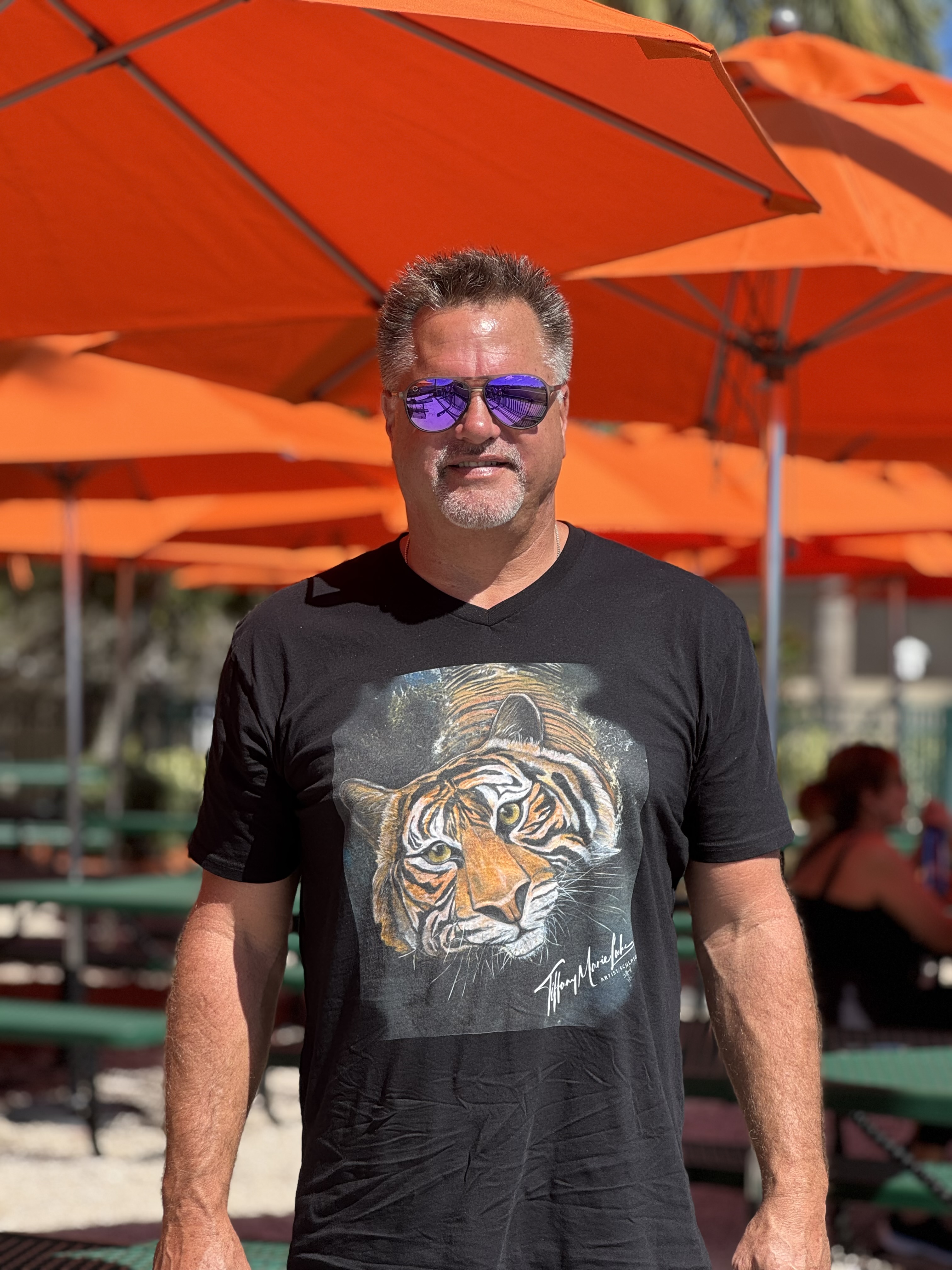 T-Shirt La Tigre by Tiffany Marie Luke Men's Staple V Neck Tee product thumbnail image