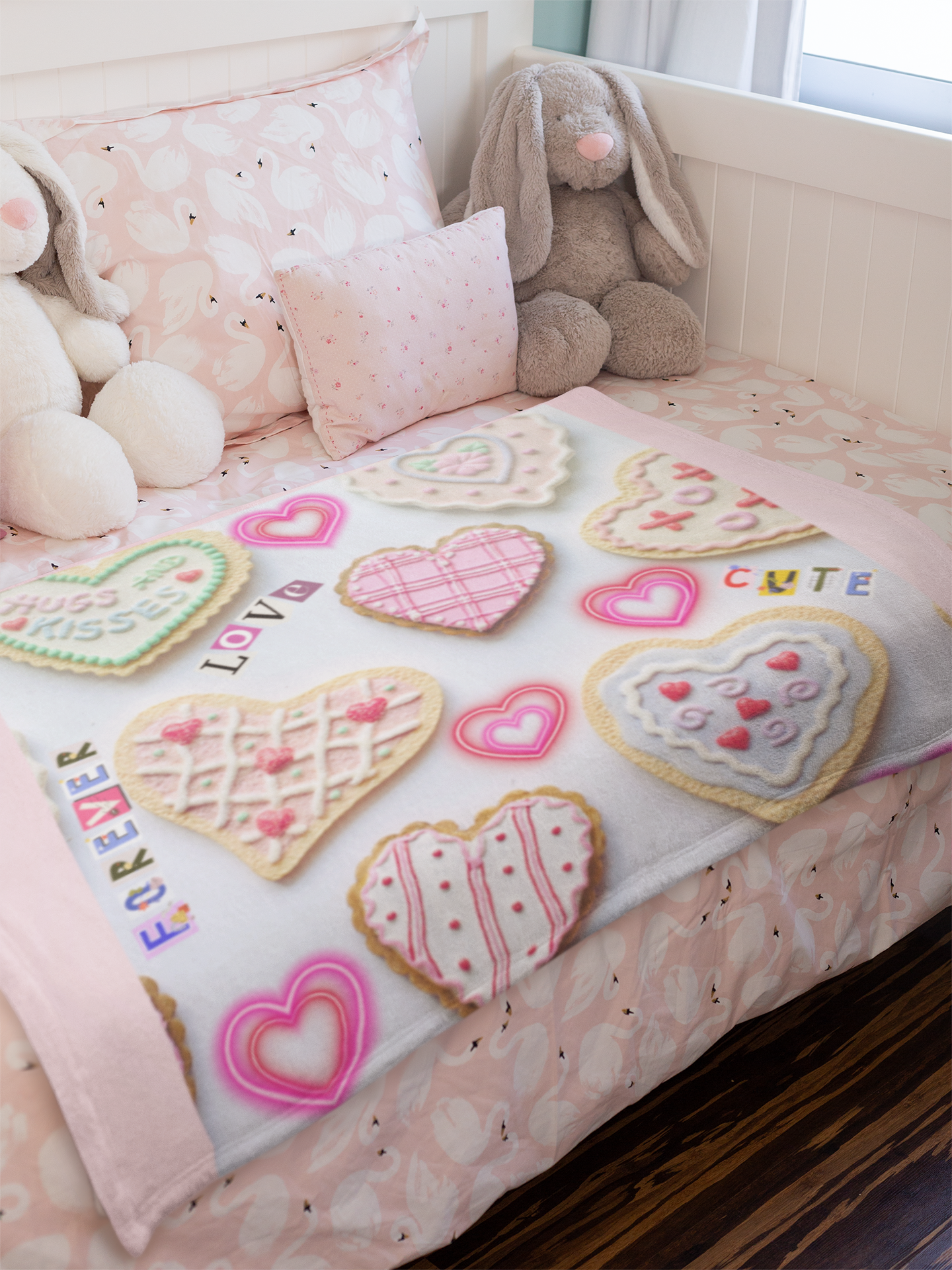 Velveteen Blanket - Heart-Shaped Cookie Design for Love &amp; Comfort