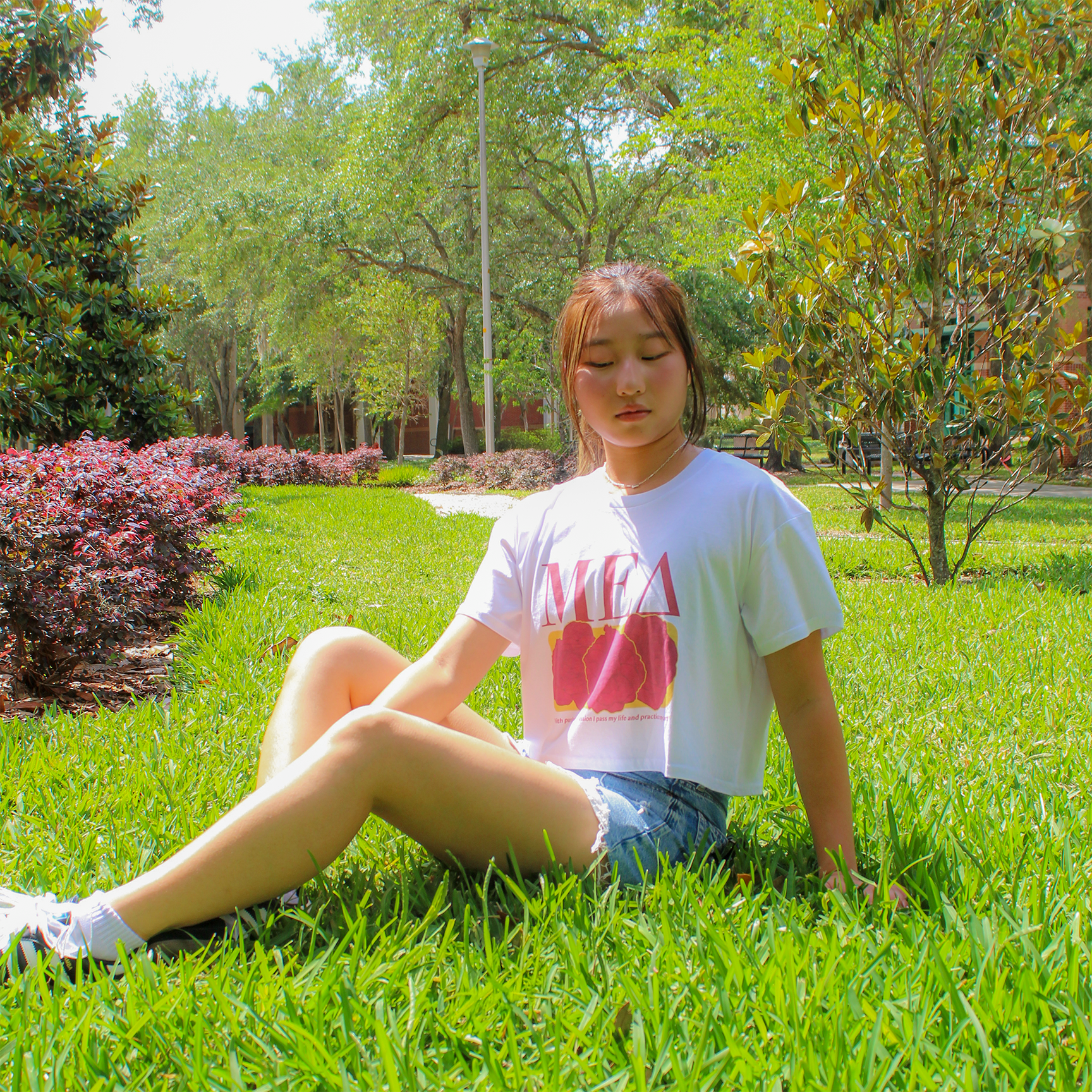 Floral Graphic Crop Tee