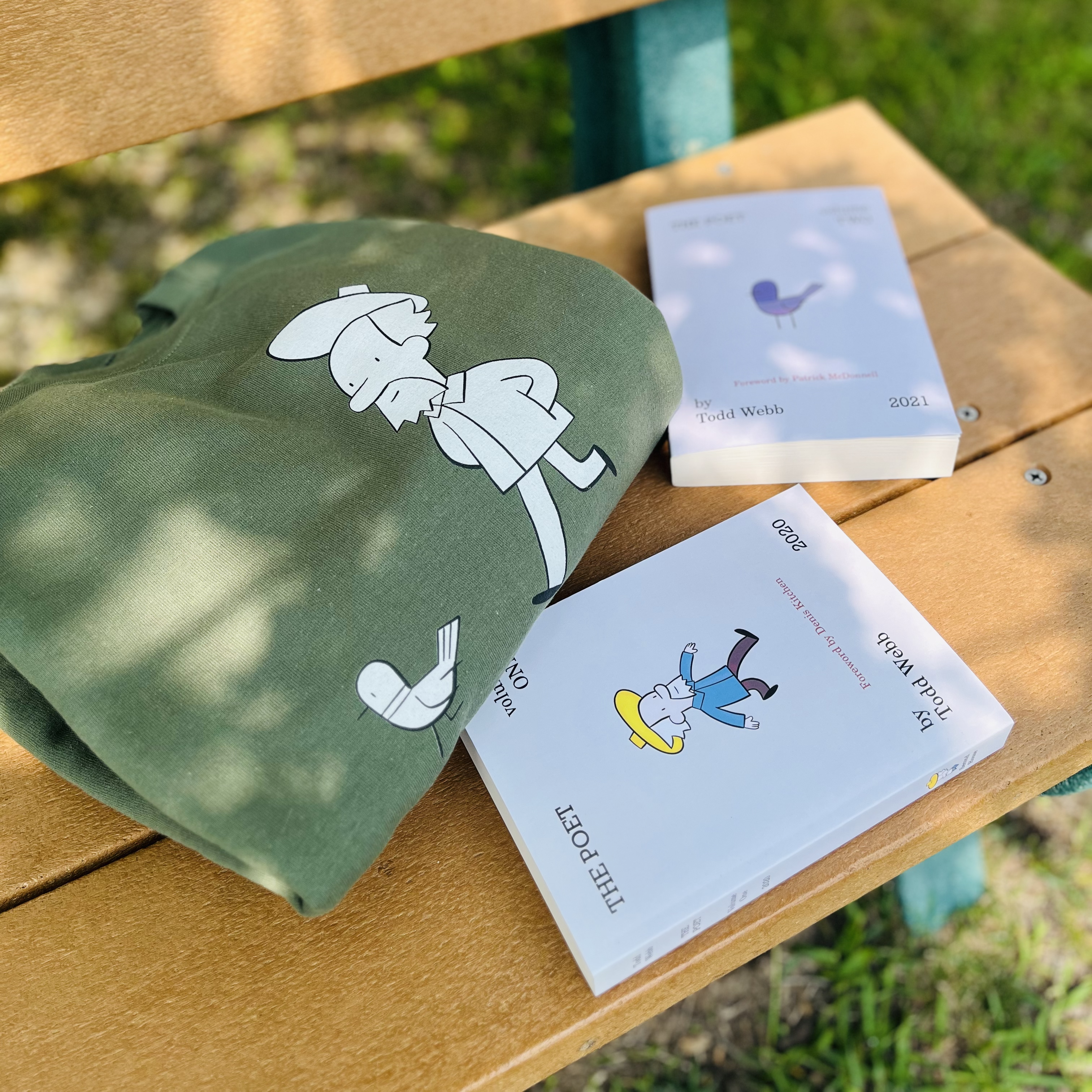 Crewneck Sweatshirt - The Poet and The Pigeon On A Stroll product thumbnail image Crewneck Sweatshirt - The Poet and The Pigeon On A Stroll product thumbnail image