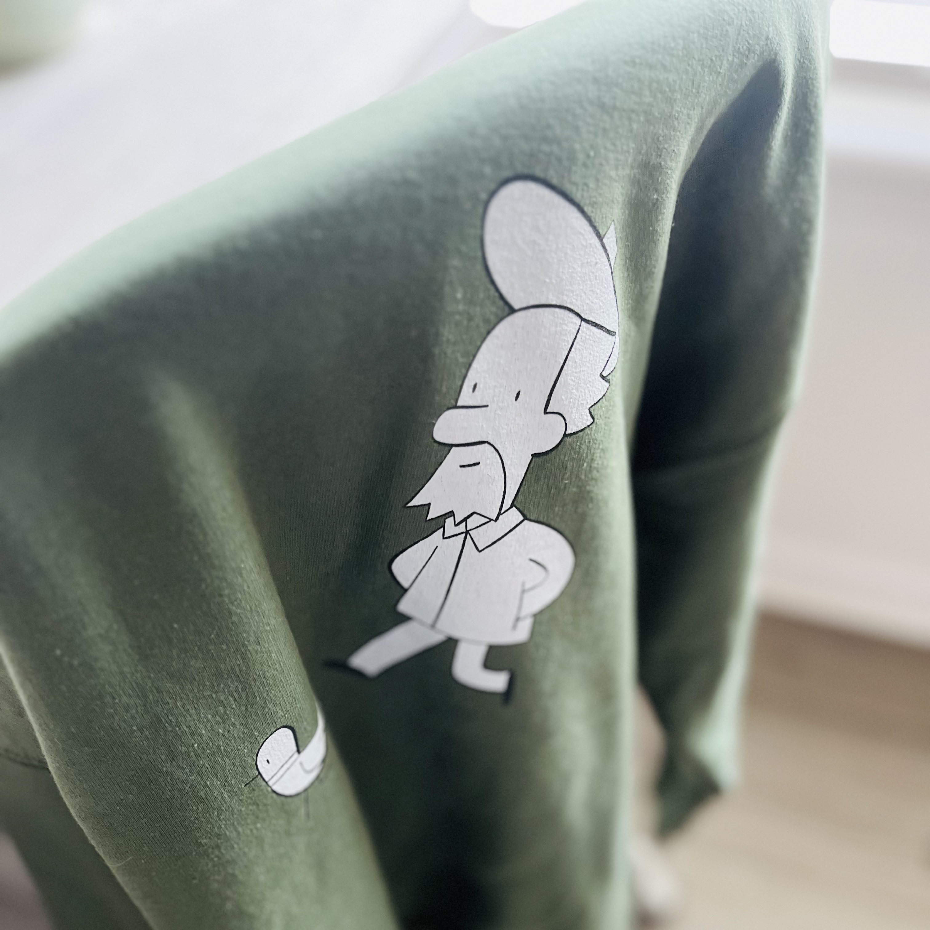 Crewneck Sweatshirt - The Poet and The Pigeon On A Stroll  product thumbnail image Crewneck Sweatshirt - The Poet and The Pigeon On A Stroll  product thumbnail image