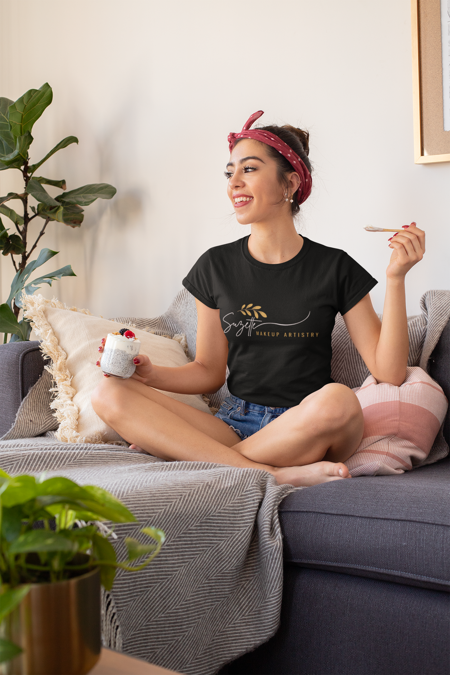 Suzette Makeup Artistry II product thumbnail image Suzette Makeup Artistry II product thumbnail image