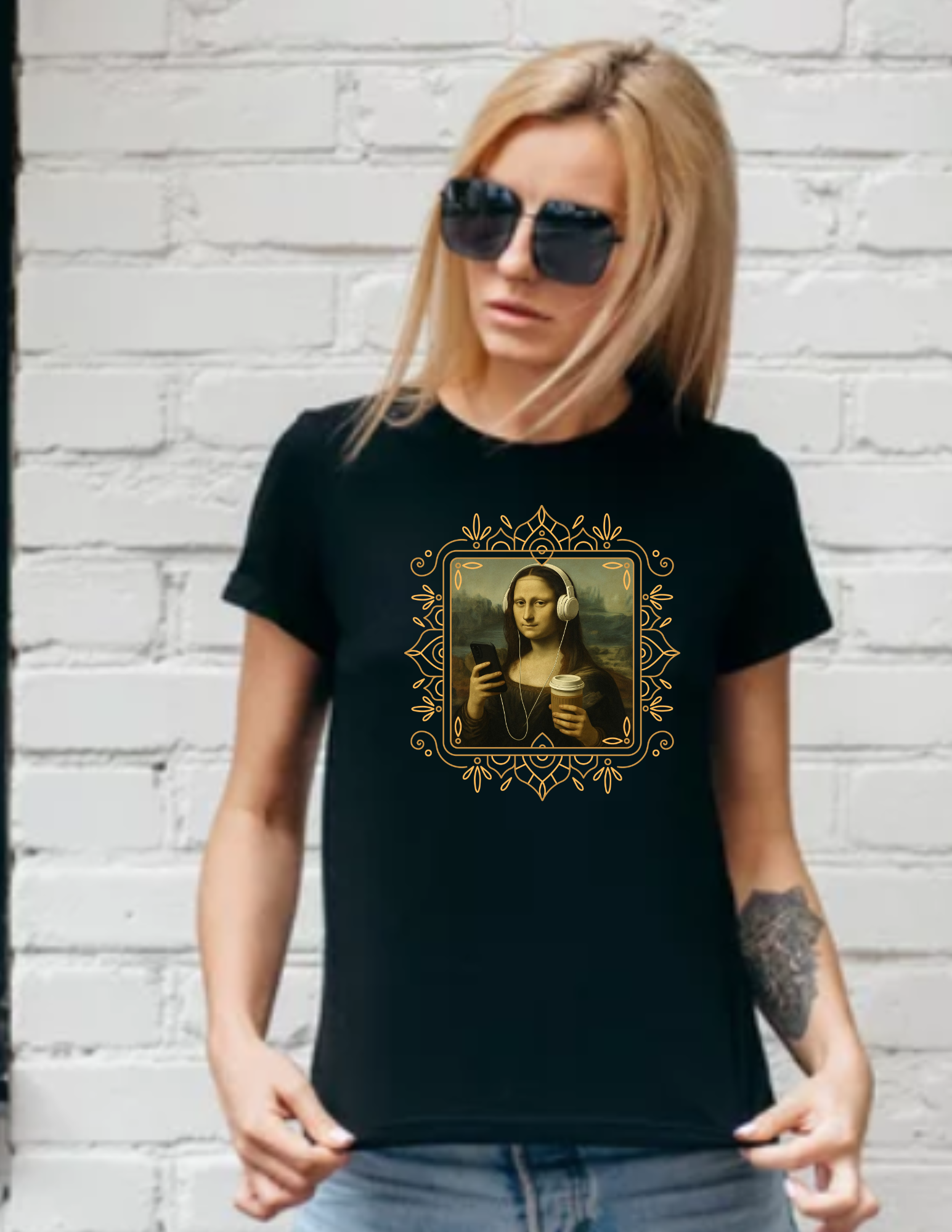 Modern Mona Lisa Vintage Art T-Shirt