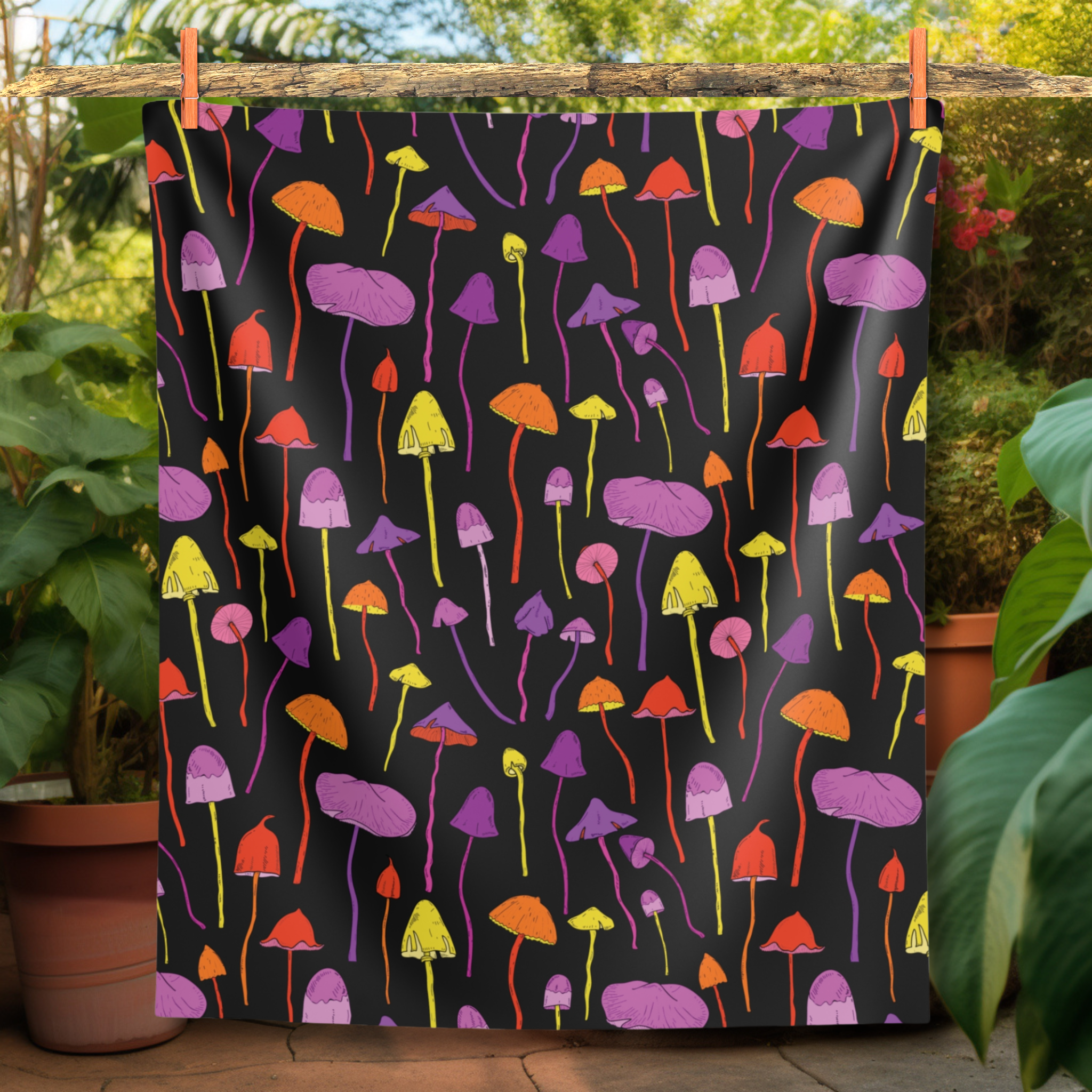 Retro Psychedelic Mushrooms Wall Tapestry - Perfect For Your Gorge Campsite!