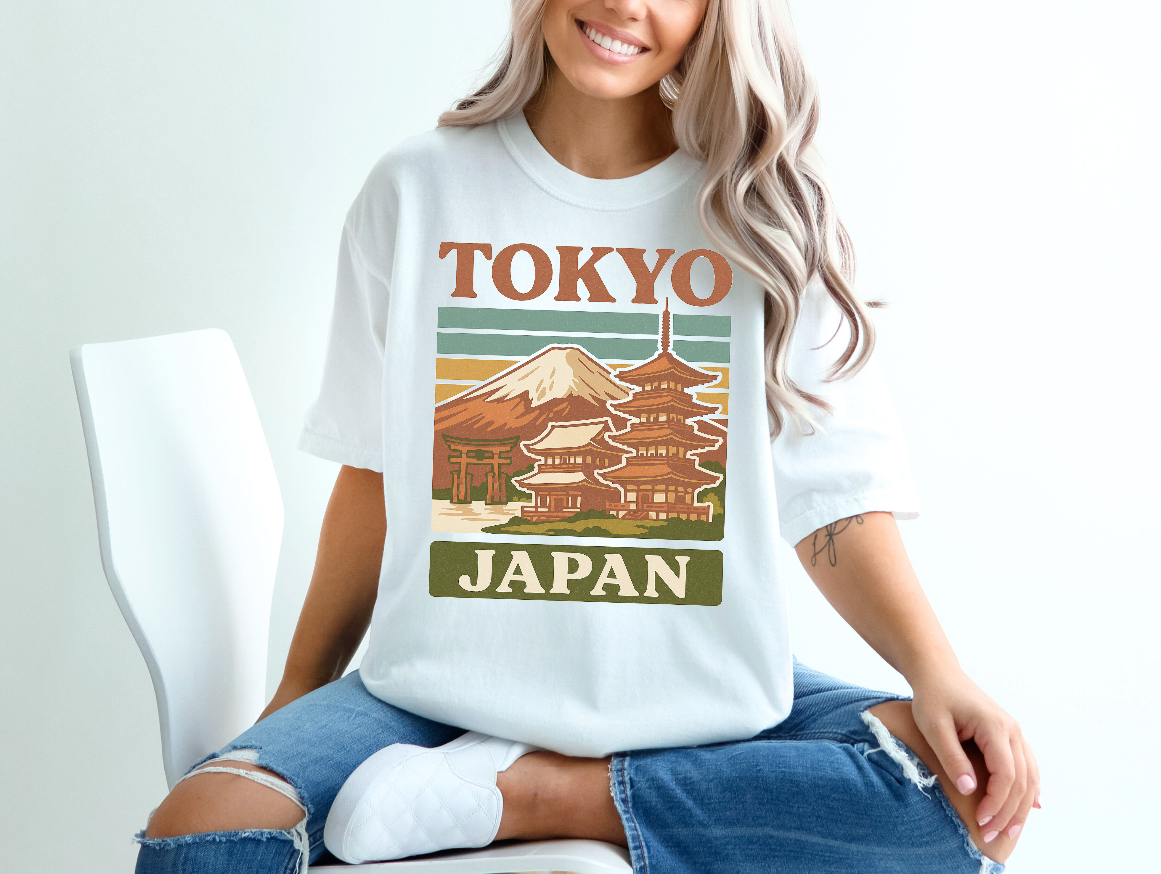 Tokyo Japan Shirt  Retro Travel Graphic Tee Mount Fuji Vintage Japan Souvenir Japanese Aesthetic Comfort Colors T-Shirt Cute Japan Souvenir