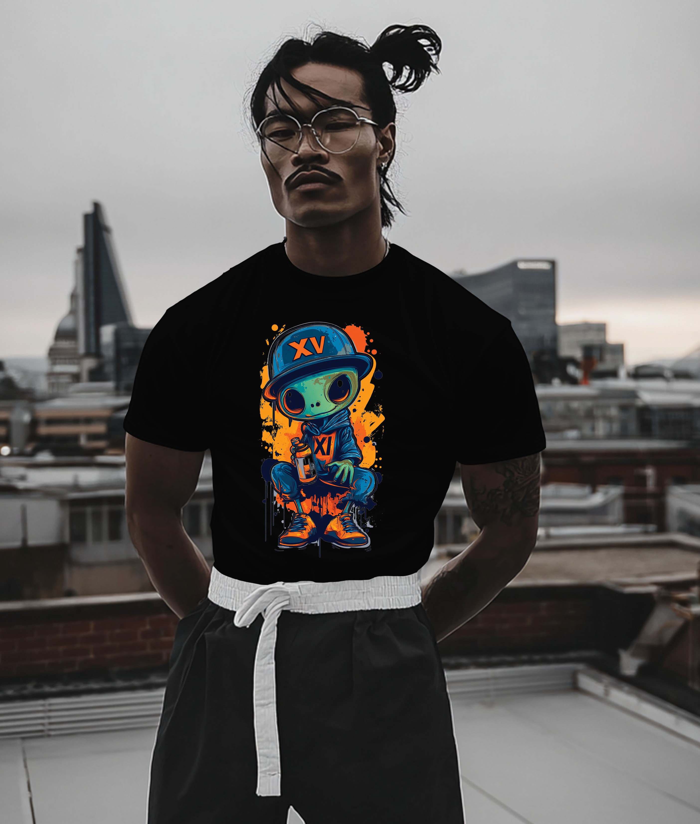 Graffiti Alien Art T-Shirt – Bold Streetwear Design