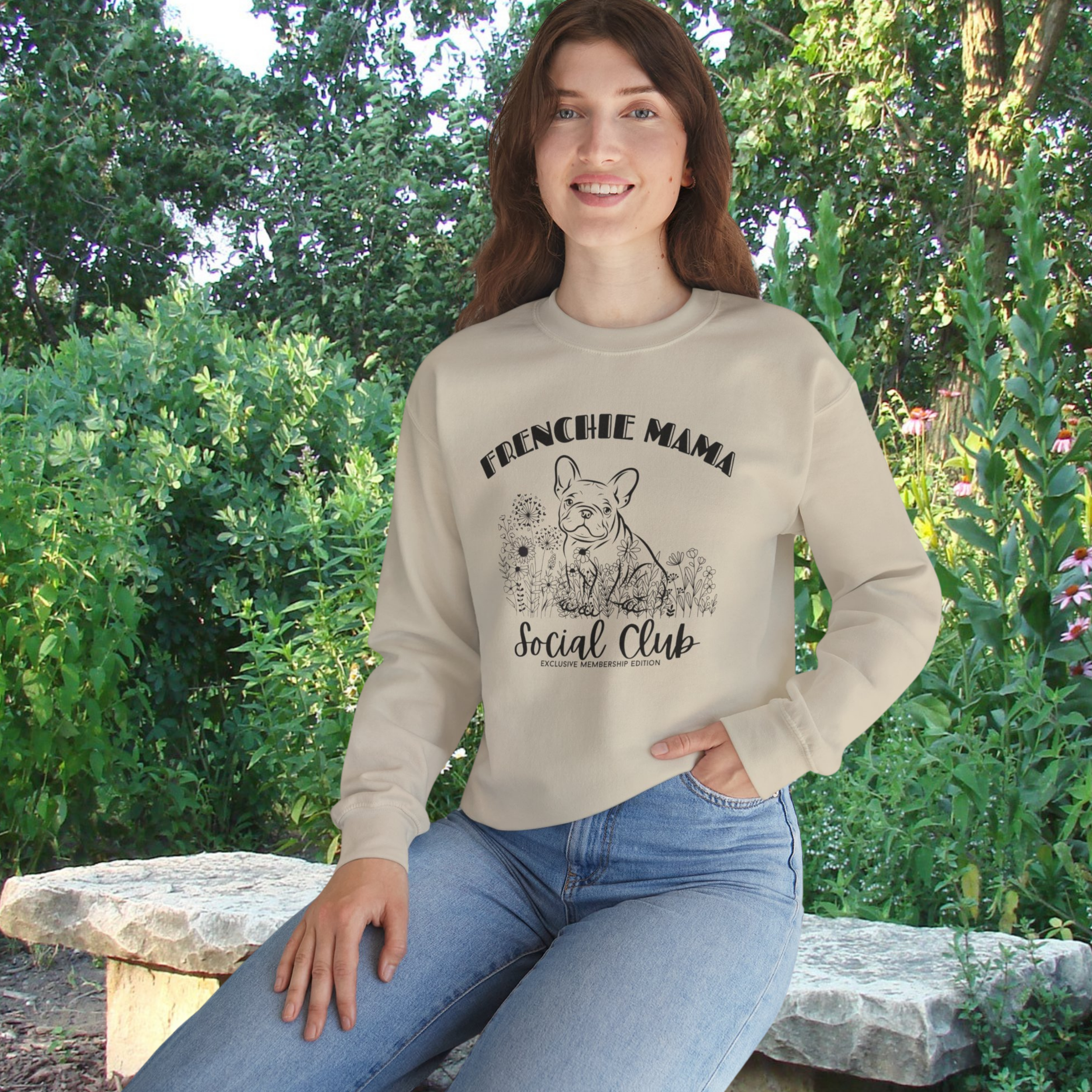 👩‍👧‍👦 French Bulldog "Frenchie Mama Social Club" Sweatshirt – Cozy Crewneck for Proud Dog Moms