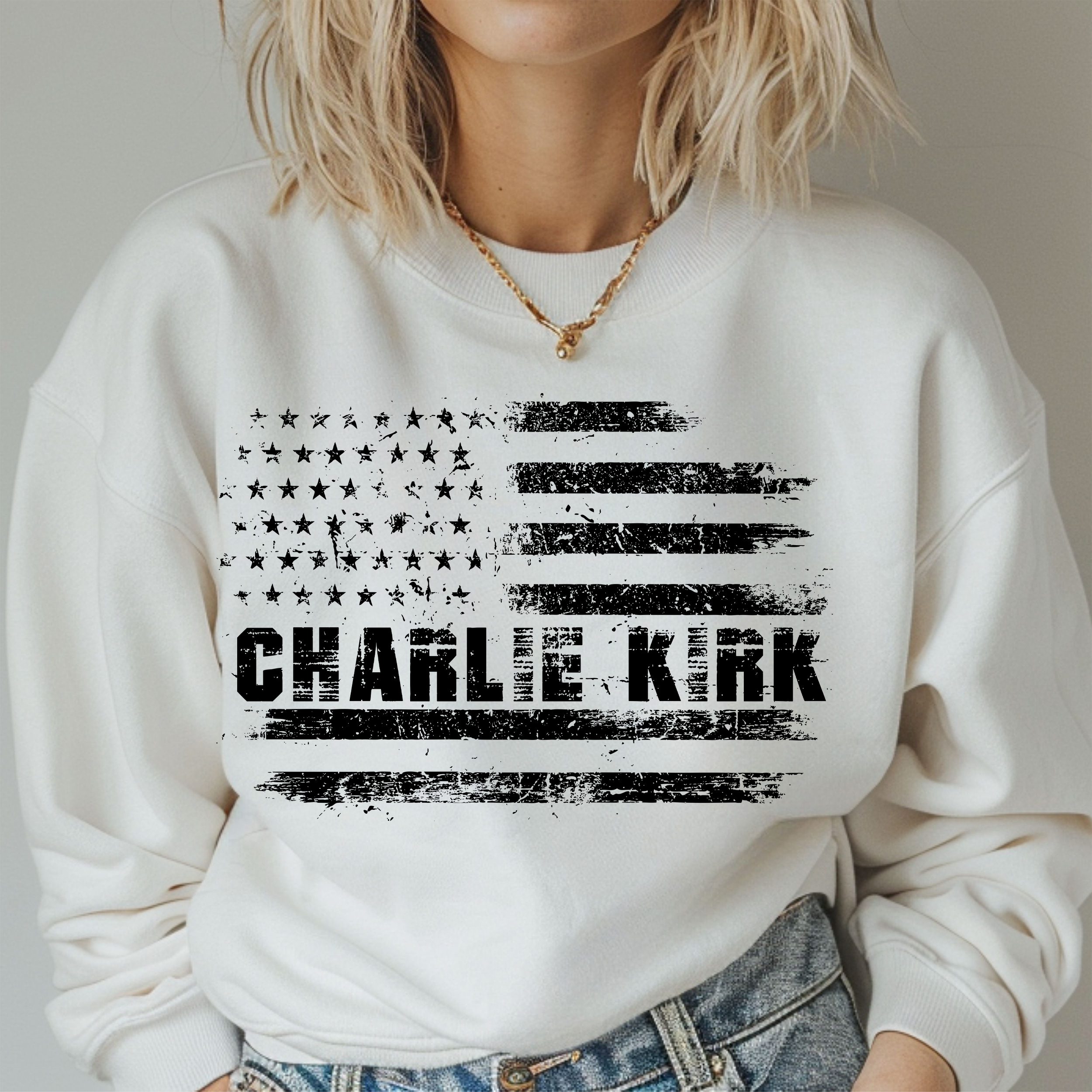 American Flag – Charlie Kirk Sweatshirt American Flag – Charlie Kirk Sweatshirt