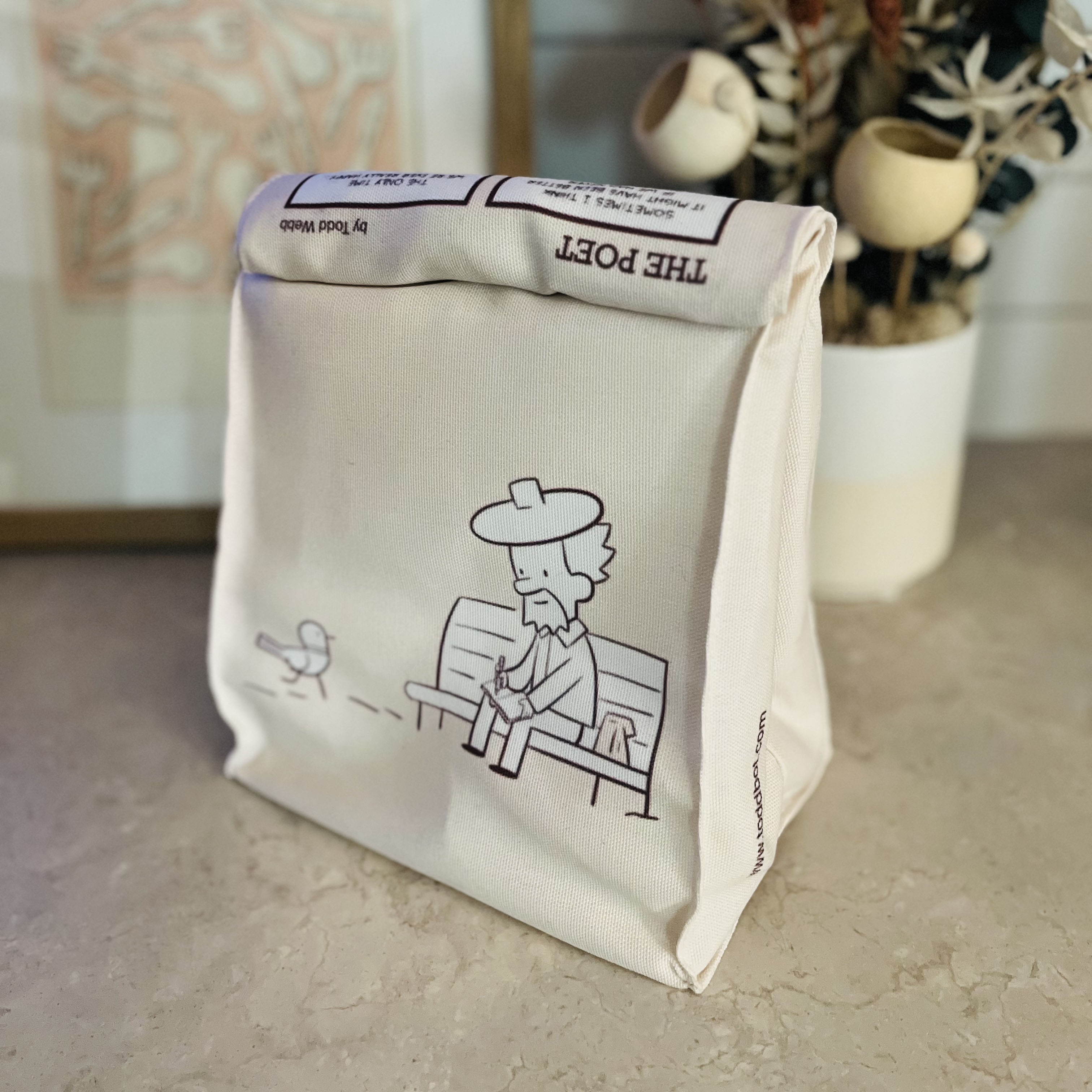 The Poet Lunch Tote - Minimalist, Insulated, Park ready The Poet Lunch Tote - Minimalist, Insulated, Park ready