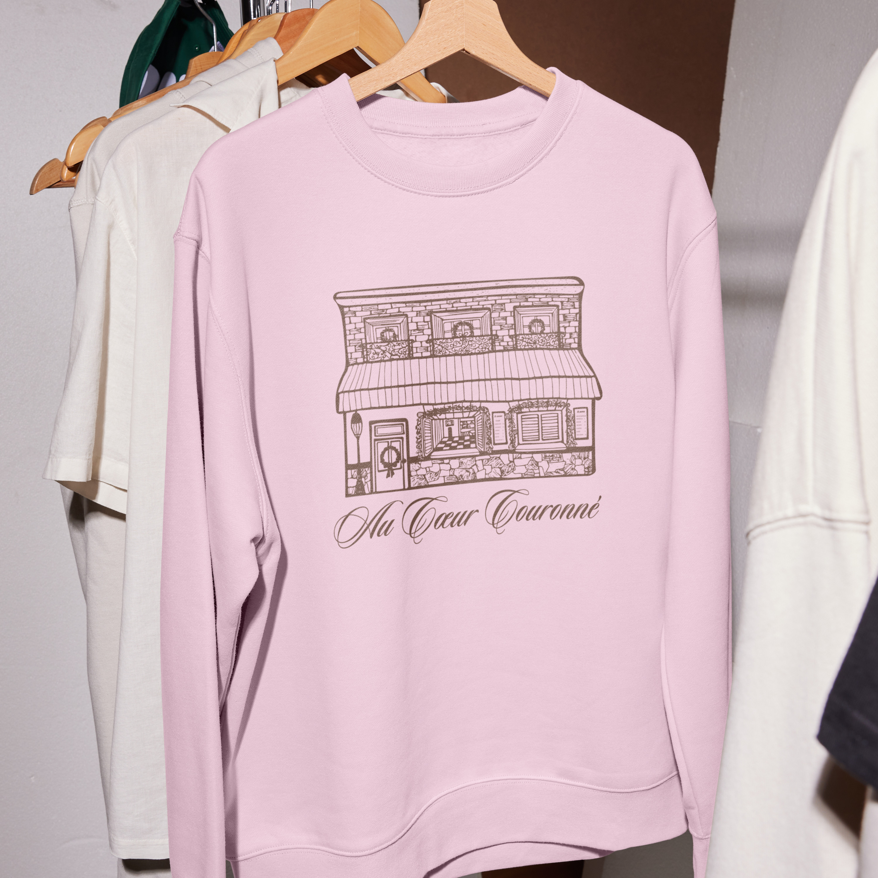 Au Coeur Couronne Cafe "At the crowned heart) Crewneck Au Coeur Couronne Cafe "At the crowned heart) Crewneck