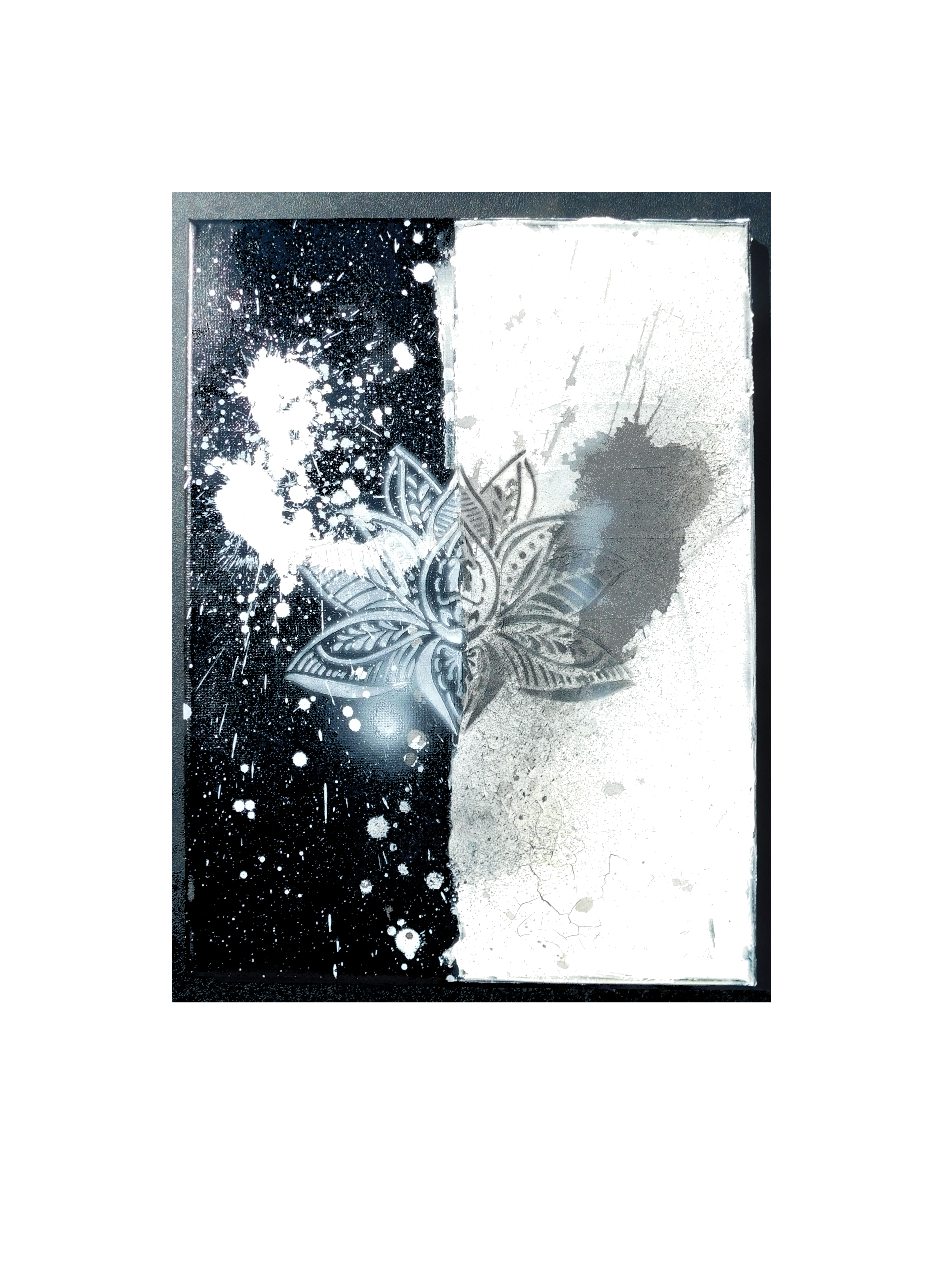 Black & White Lotus Poker Playing Cards product thumbnail image Black & White Lotus Poker Playing Cards product thumbnail image