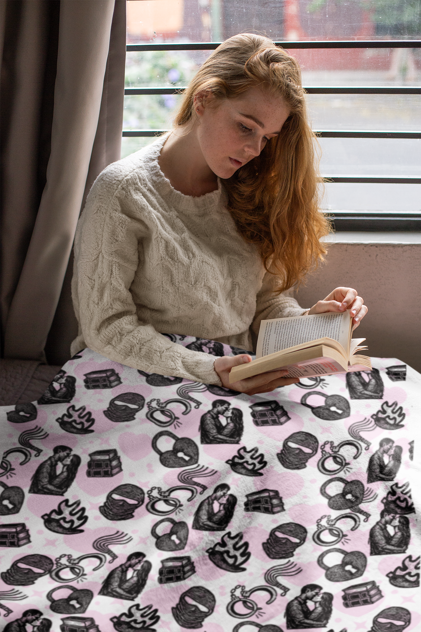 The "Forbidden Love" BookTok Blanket    Velveteen Plush Blanket | Pink Heart Lock Love Icons