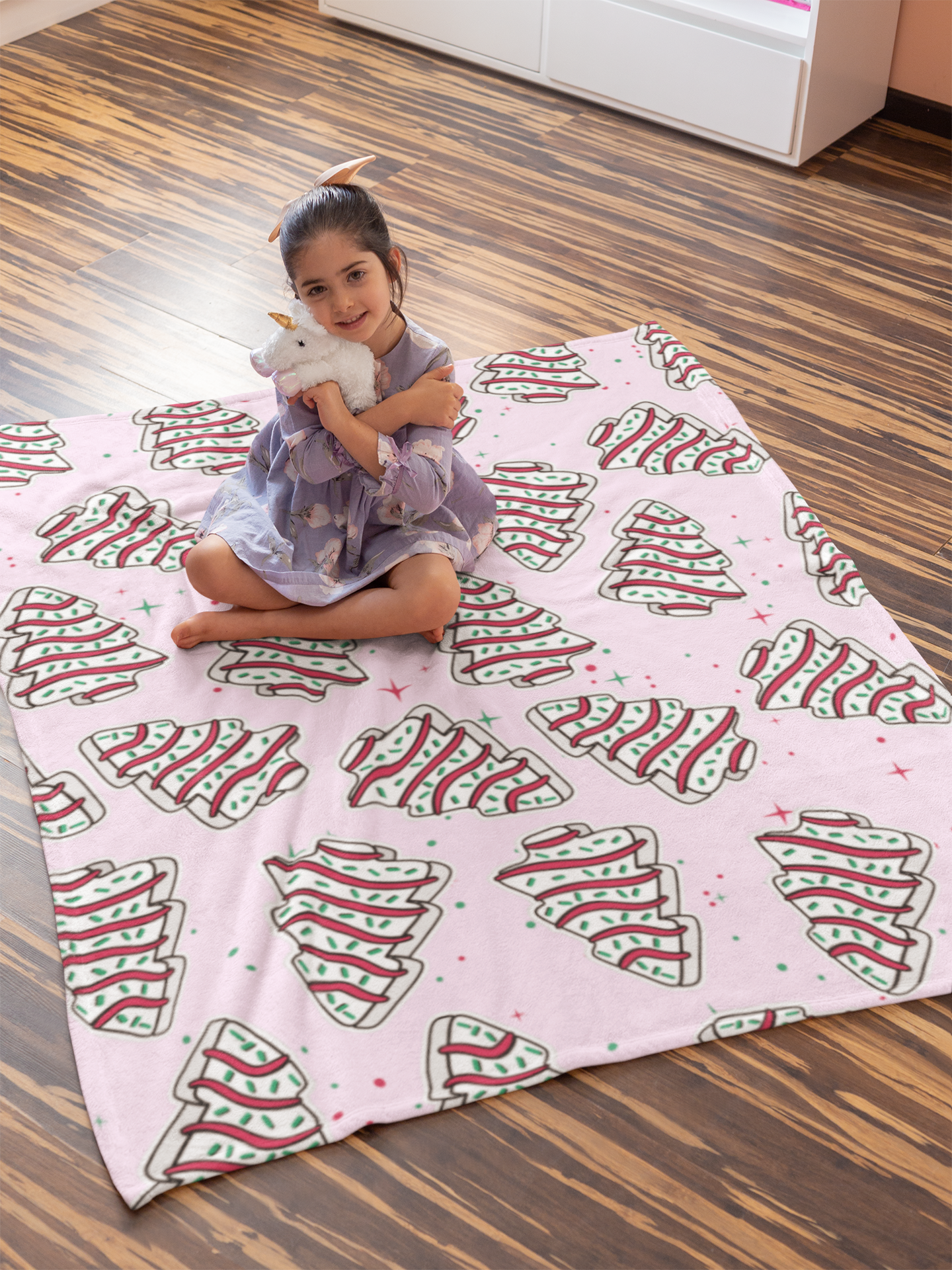 Christmas Tree snack cake Velveteen Plush Blanket | Pink Holiday Pattern product thumbnail image