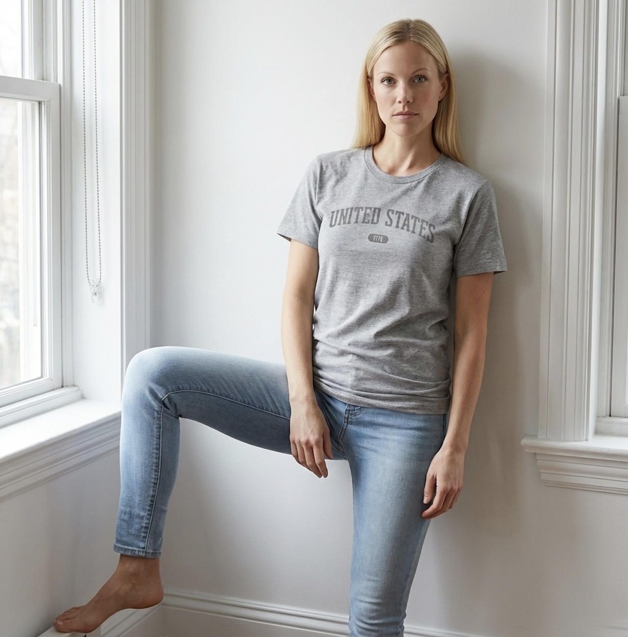 United States 1776 Vintage Collegiate Tee - Patriotic Distressed Grey Graphic T-Shirt product thumbnail image