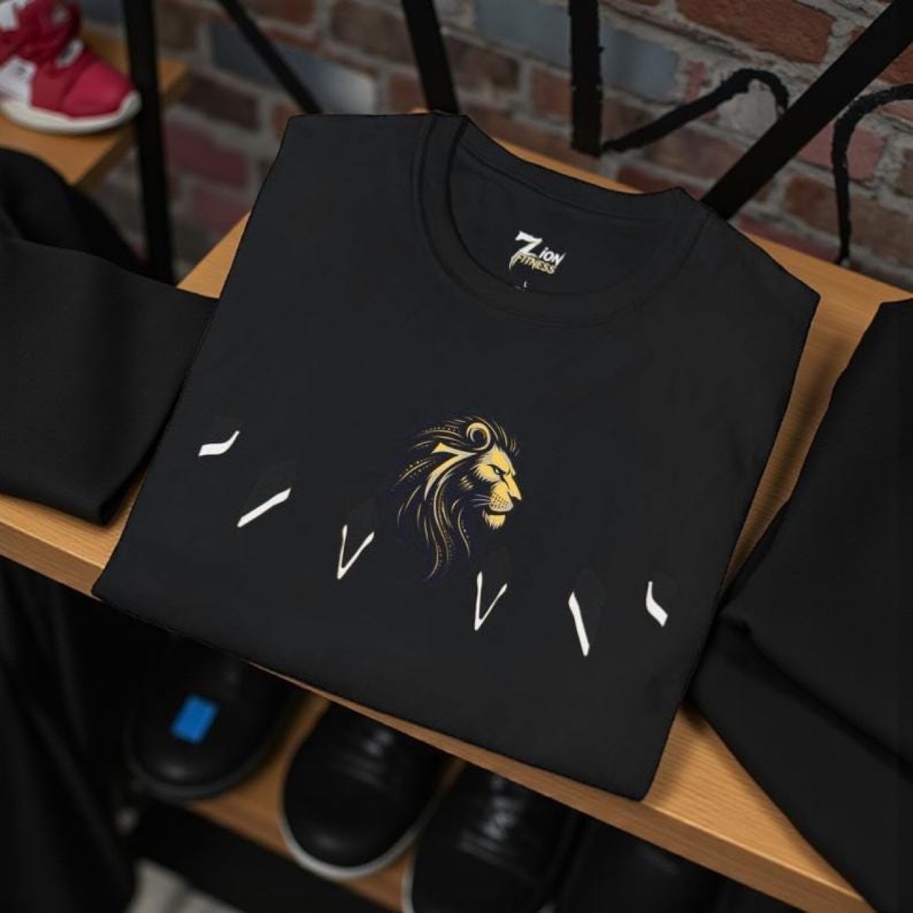 7 Lion Men's Trainer Tee product thumbnail image