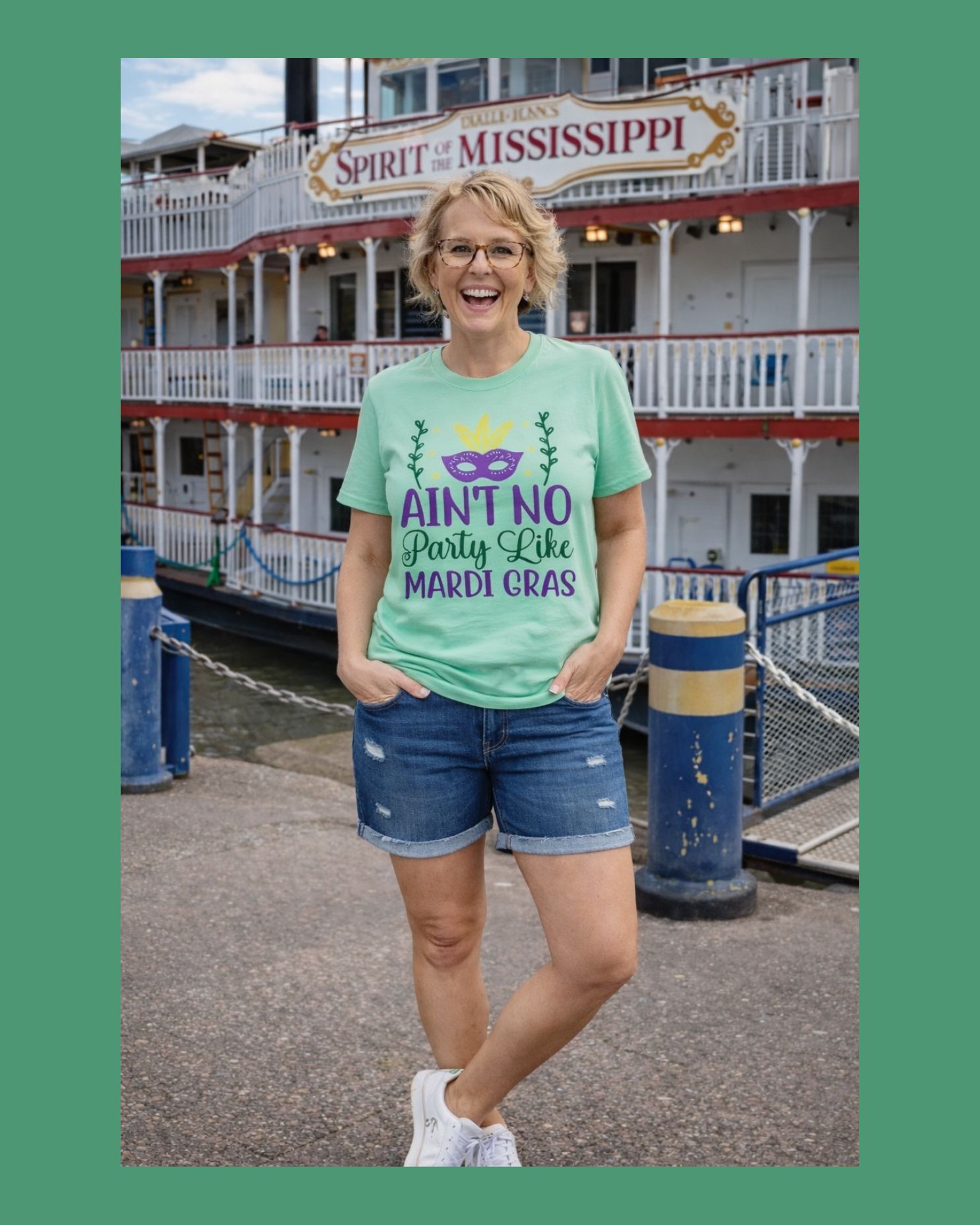 "Ain't No Party Like Mardi Gras" short sleeve tee