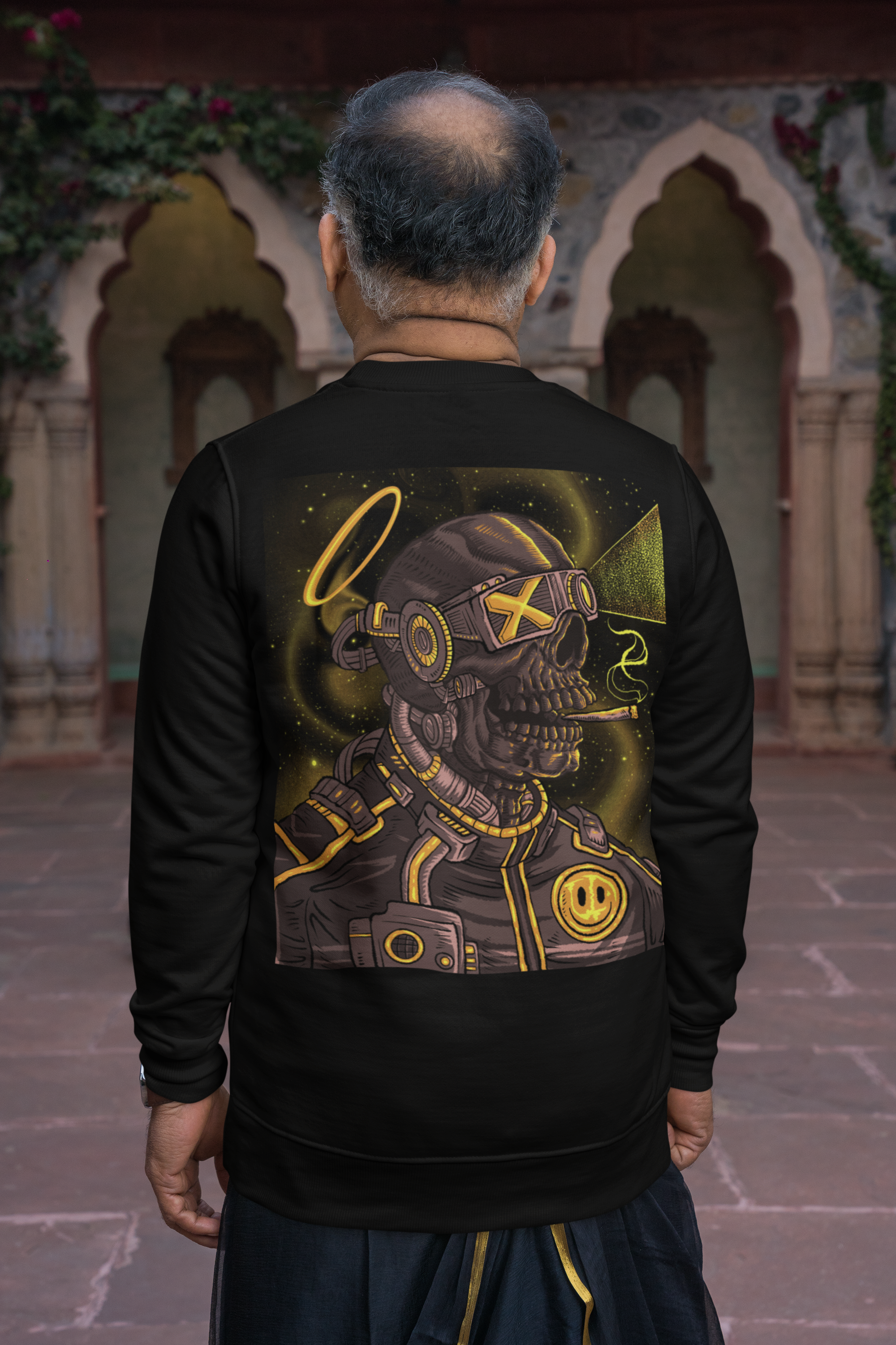 Smiling Void - Crewneck(285GSM) product thumbnail image Smiling Void - Crewneck(285GSM) product thumbnail image