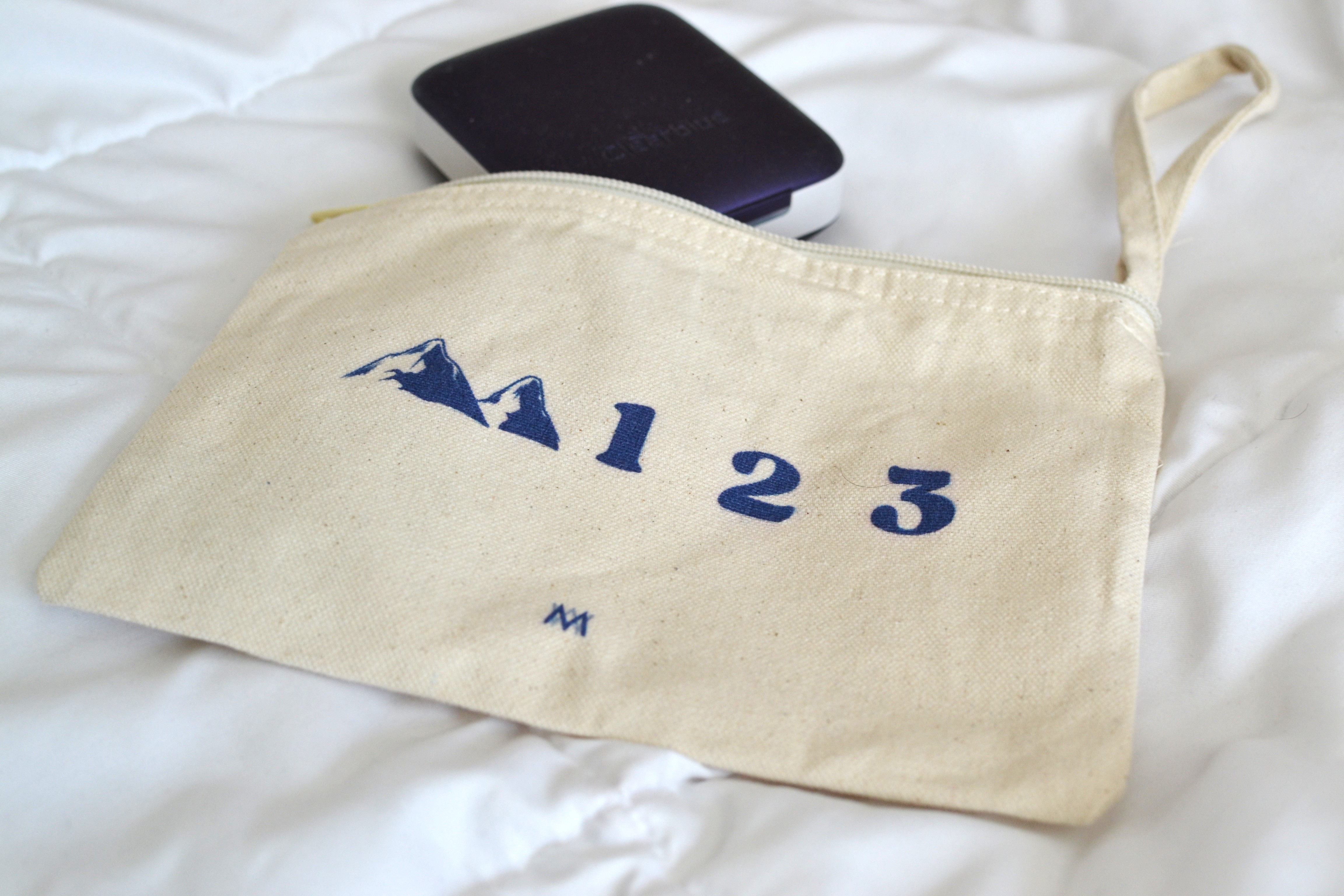 Cotton PP123 Monitor Storage Bag (New version!) product thumbnail image Cotton PP123 Monitor Storage Bag (New version!) product thumbnail image