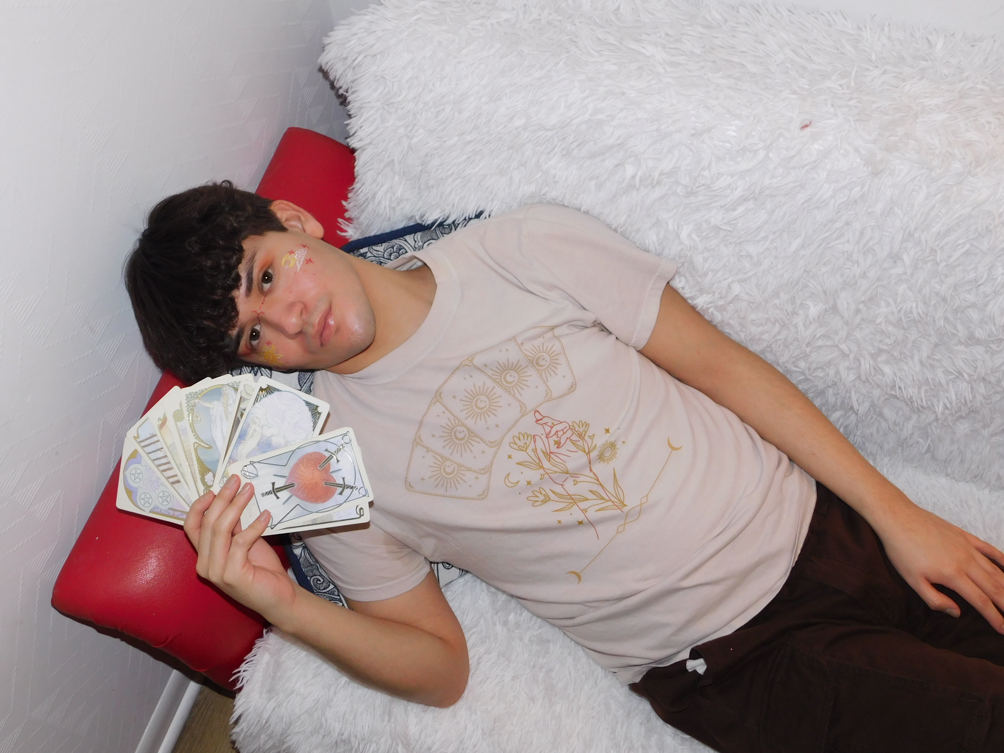 Tarot with Izzy tee product thumbnail image Tarot with Izzy tee product thumbnail image