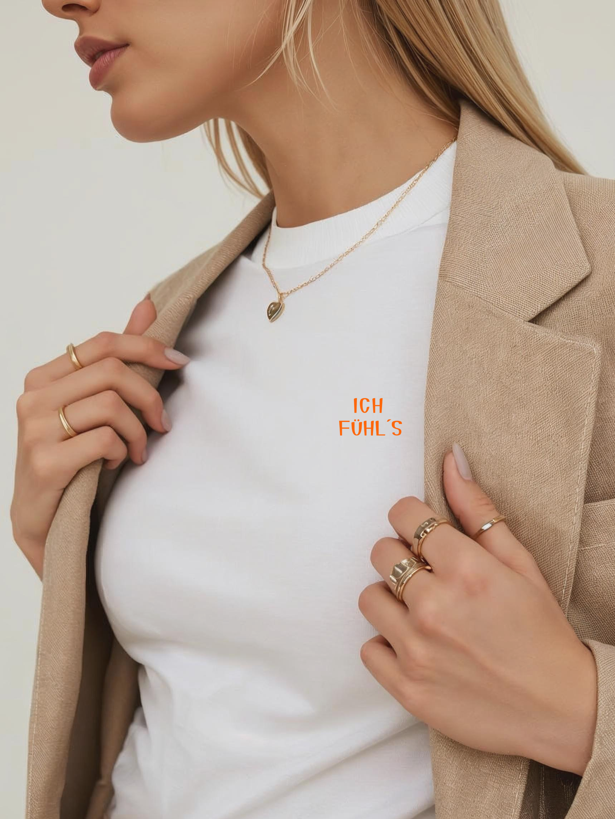 Mom life Tee, Ich Fühls Minimal, mini herz im rückenT-Shirt  for Women  product thumbnail image