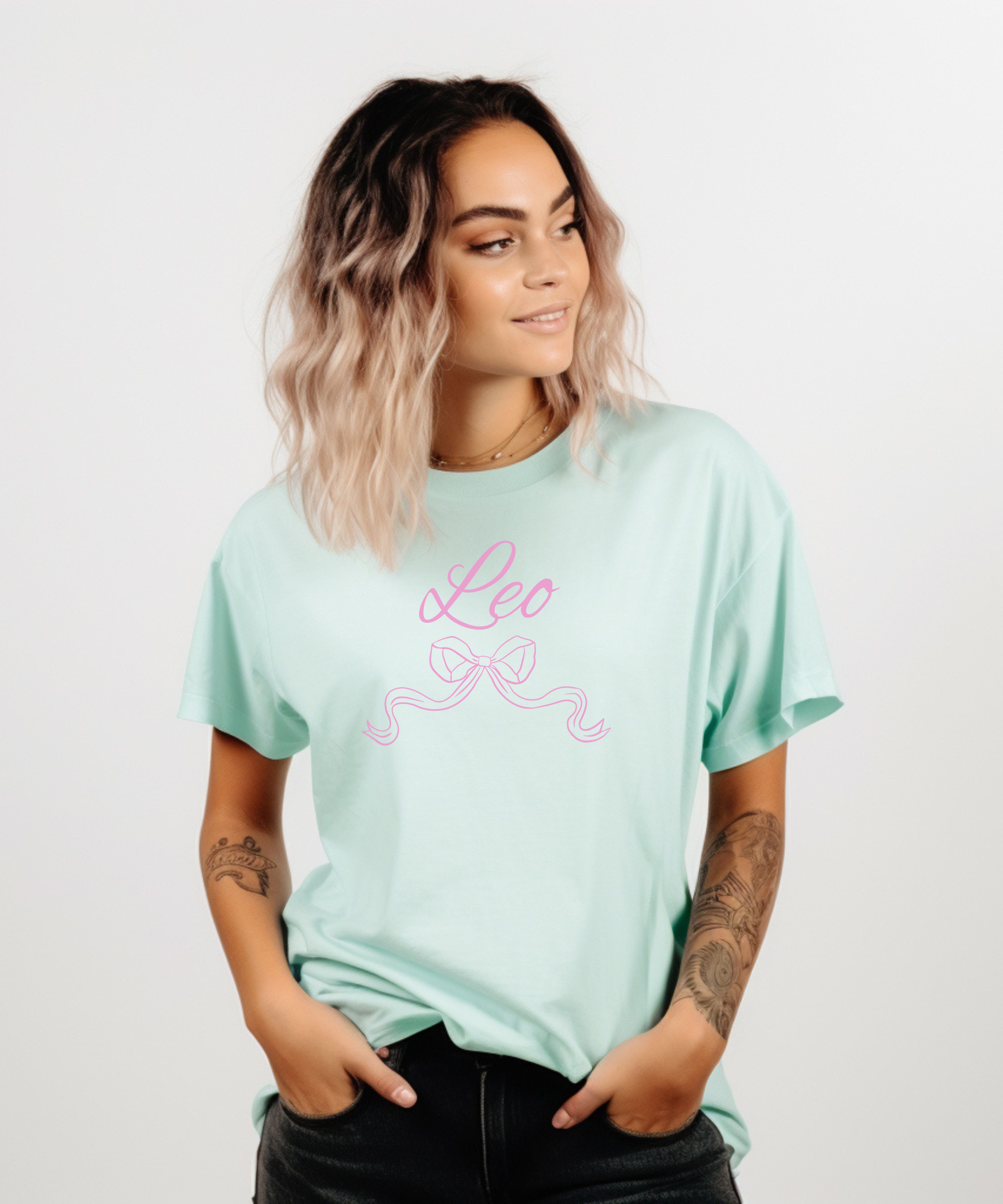 Leo Zodiac Tee Pink Script with Ribbon Accent